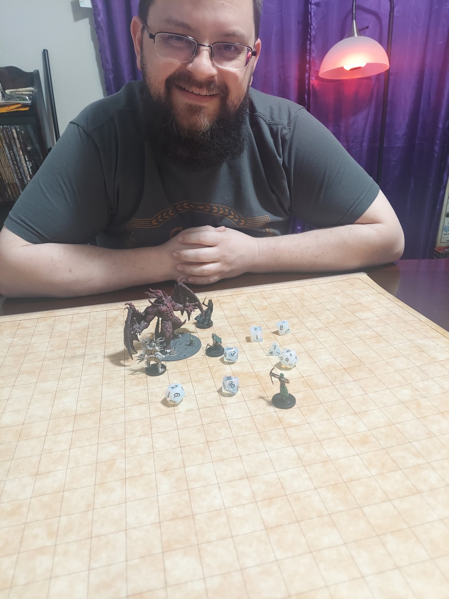 MDG 16mm Stone Opalite Dice