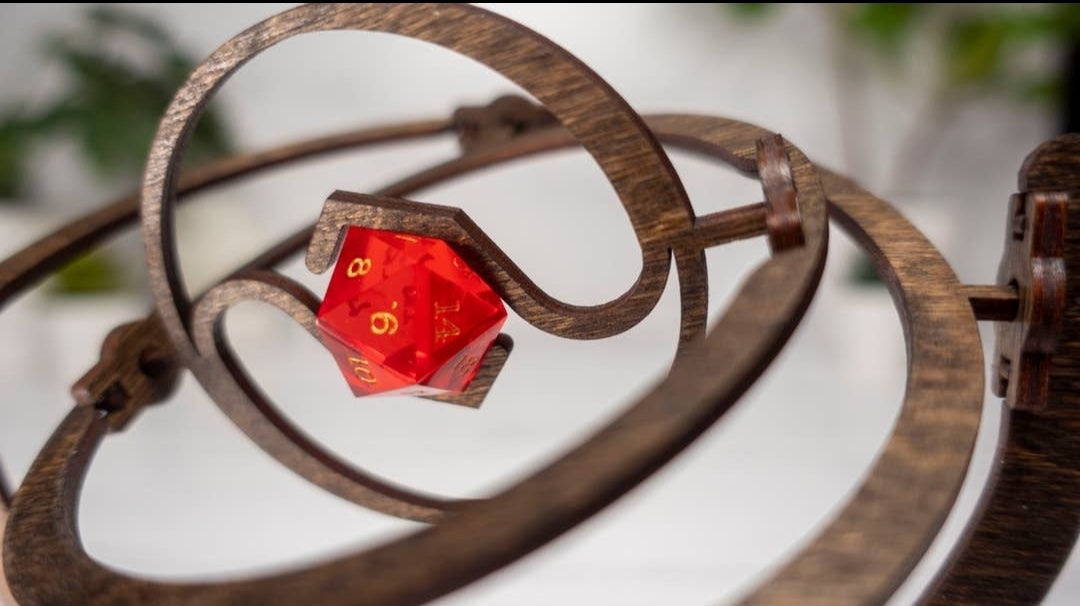 Gimbal Wooden Dice Display