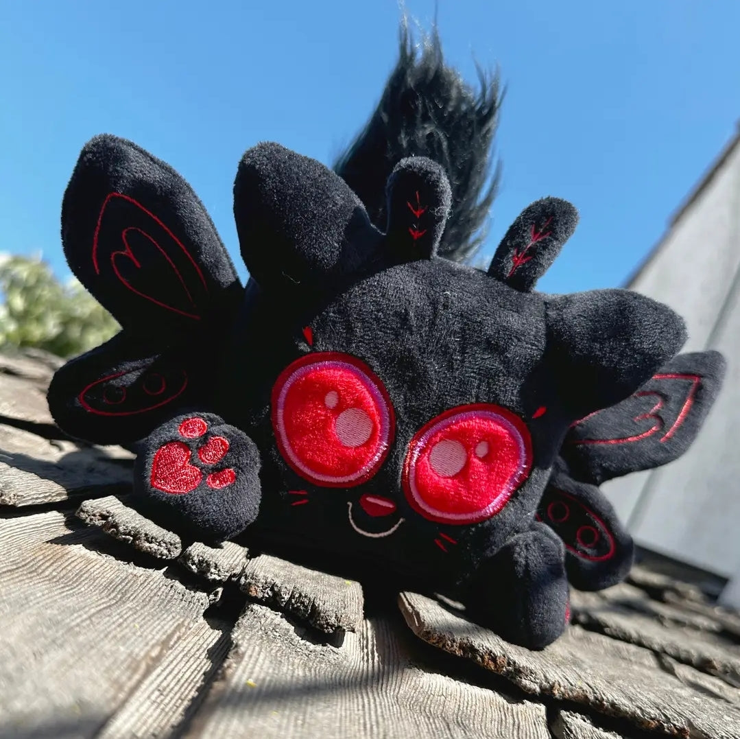 Mothman-Cat Signature Size Plushie